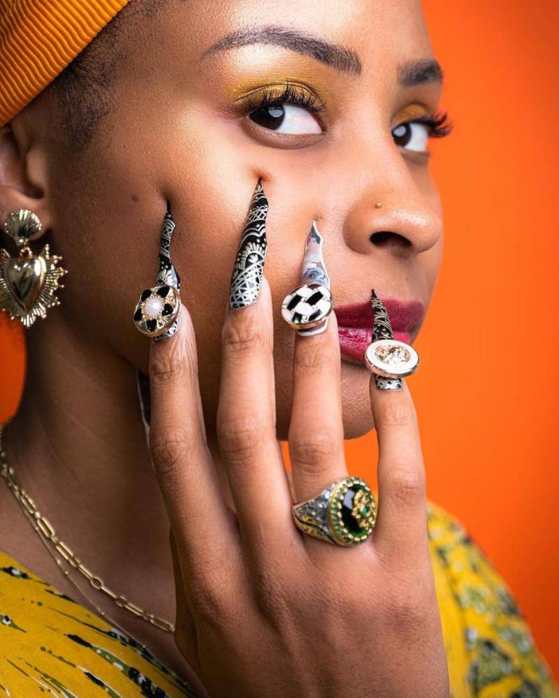 Instagram/nailsbylisak